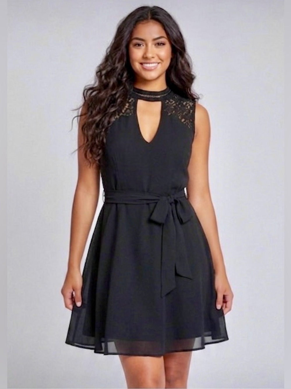 NWT Lace-Shoulder Fit & Flare Dress – Medium